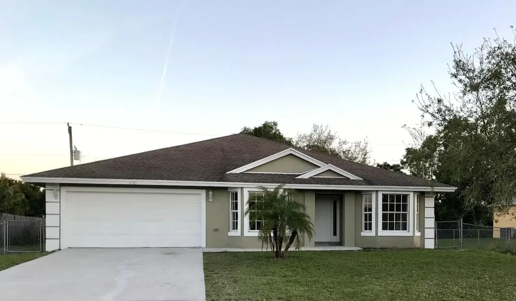 450 SW Lairo Avenue Port St Lucie FL 34953