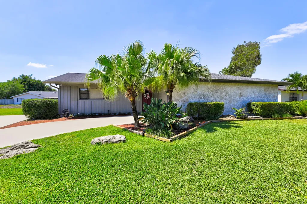 4018 Blue Sage Path Boynton Beach FL 33436