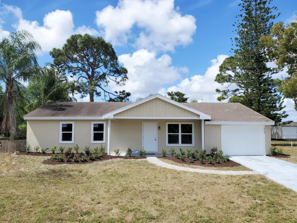 269 SW Kentwood Road Port St Lucie FL 34953
