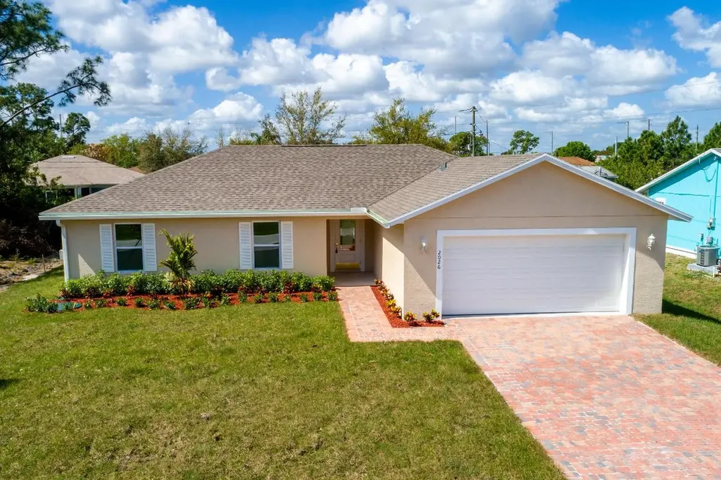 2026 SW Larchmont Lane Port St Lucie FL 34984