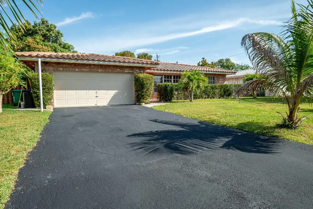 7817 NW 39th Court Coral Springs FL 33065