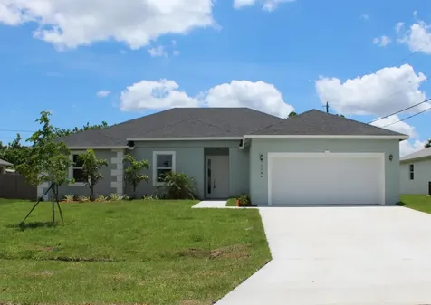 1084 SW Benchor Avenue Port St Lucie FL 34953