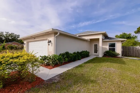 1058 SW Del Rio Boulevard Port St Lucie FL 34953