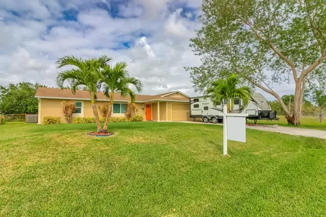119 SW Felix Avenue Port St Lucie FL 34953