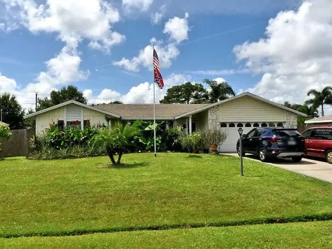 2344 SE Holland Street Port St Lucie FL 34952