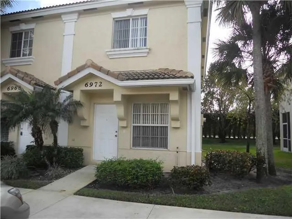 6972 Stoney Creek Circle Lake Worth FL 33467