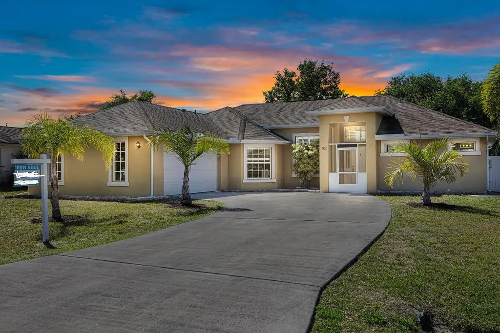 2402 SE Aneci Street Port St Lucie FL 34984