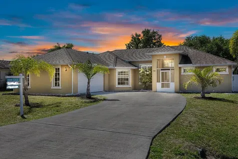 2402 SE Aneci Street Port St Lucie FL 34984