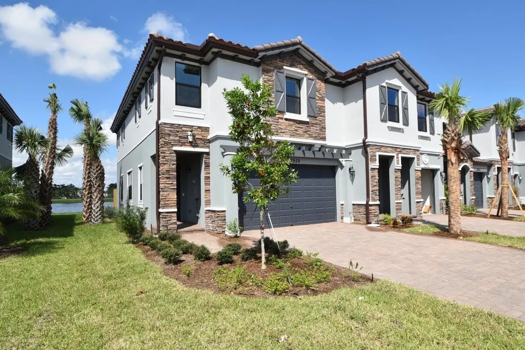12945 Anthorne Lane Boynton Beach FL 33436