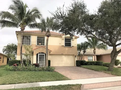 810 NW Greenwich Court Port St Lucie FL 34983