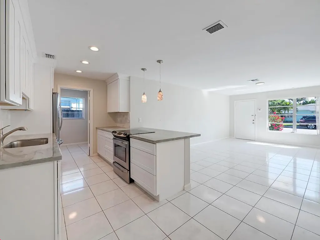 1225 N L Street Lake Worth Beach FL 33460