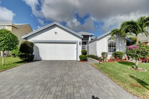 1045 Fairfax Circle W Boynton Beach FL 33436