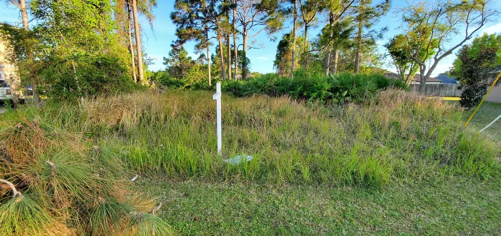 5867 NW Adger Court Port St Lucie FL 34986