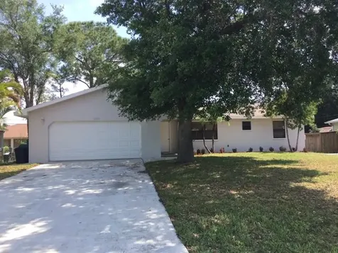 1137 SE Proctor Lane Port St Lucie FL 34983