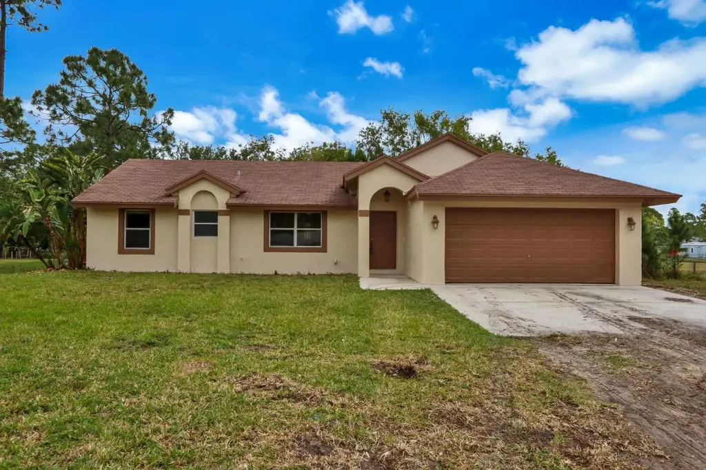 18095 46th Court N Loxahatchee FL 33470