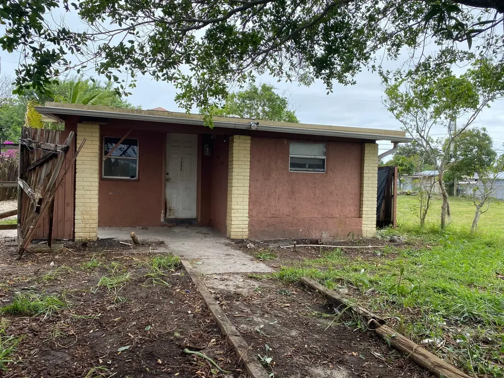 1086 Highview Road Lantana FL 33462
