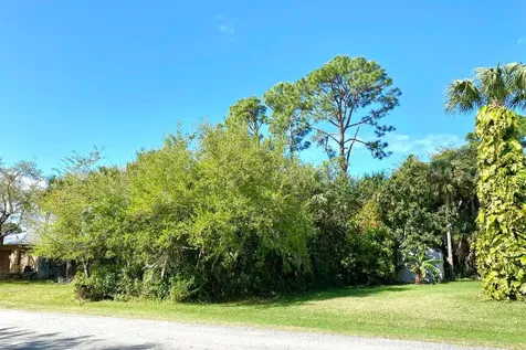 2308 SW Madrid Road Port St Lucie FL 34953
