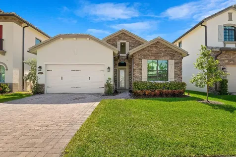8523 Grand Prix Lane Boynton Beach FL 33472