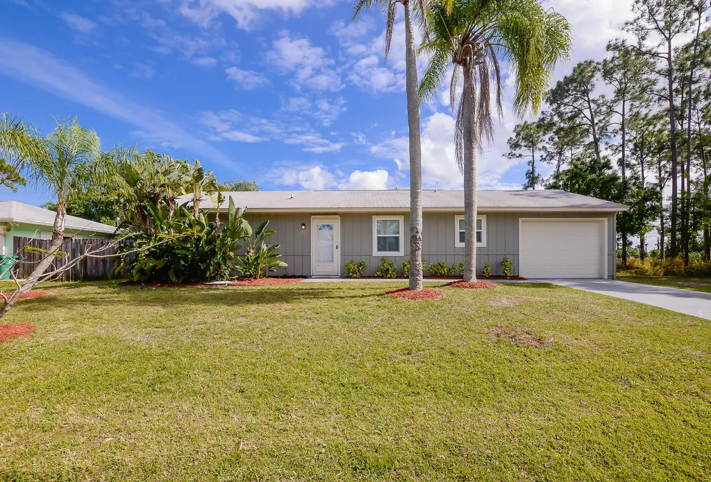 634 SE Karrigan Terrace Port St Lucie FL 34983