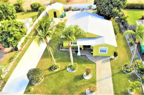 1035 W 25th Street Riviera Beach FL 33404
