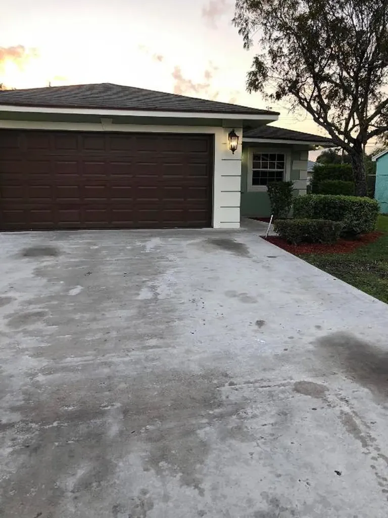 214 SW 11th Avenue Delray Beach FL 33444
