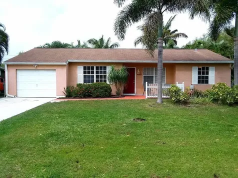2586 SE Richmond Street Port St Lucie FL 34952
