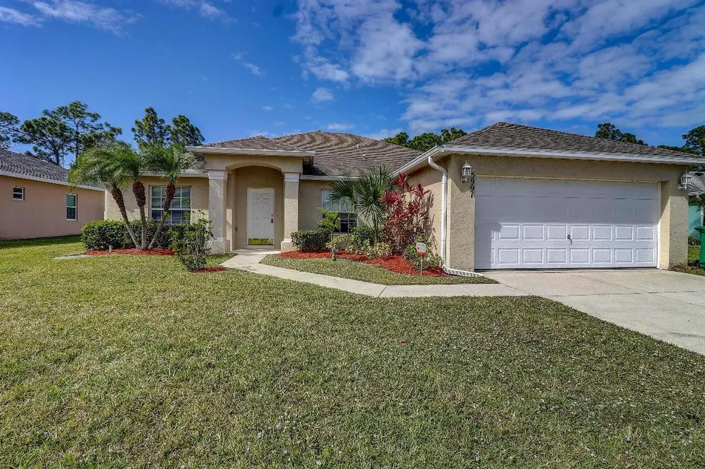 5991 NW Baynard Drive Port St Lucie FL 34986