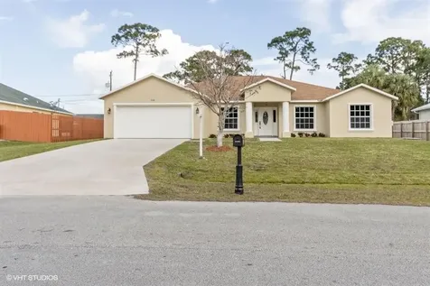 208 SW Milburn Circle Port St Lucie FL 34953