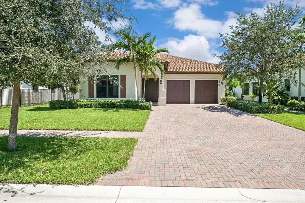 6315 Vireo Court Lake Worth FL 33463