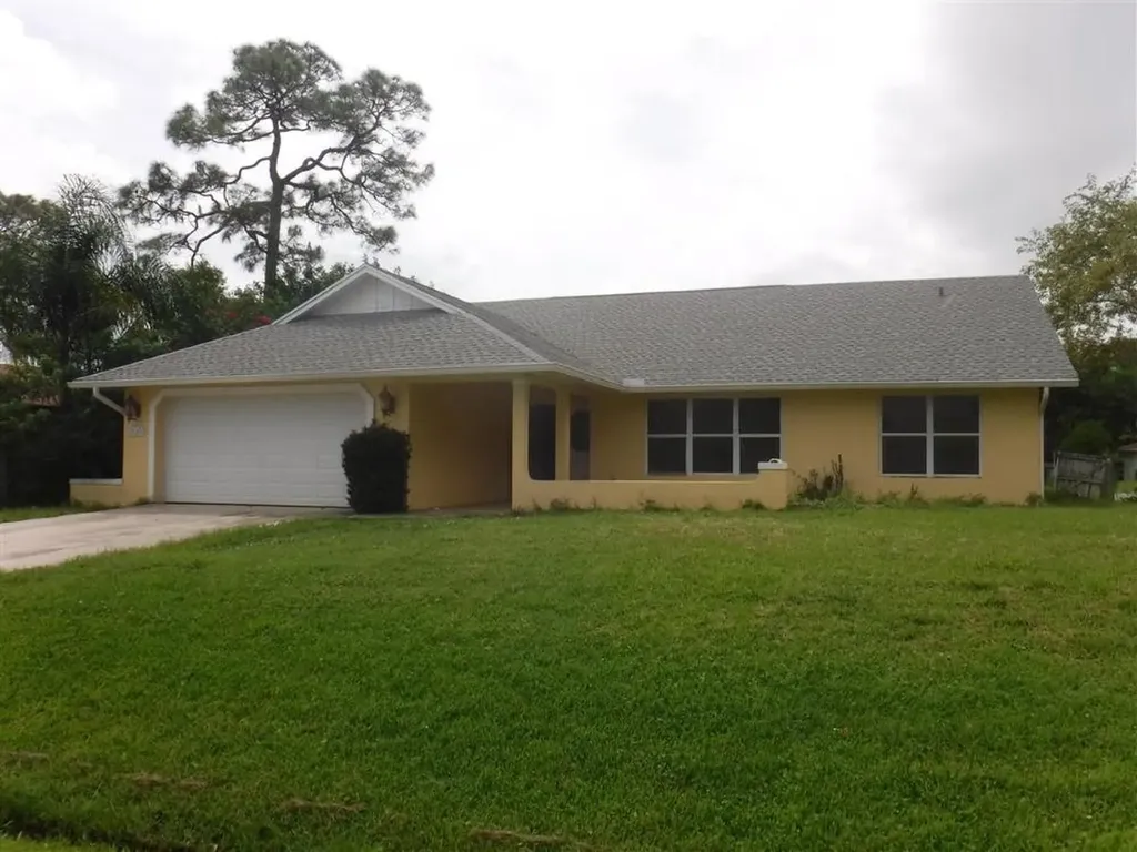 346 SE Glenwood Drive Port St Lucie FL 34984