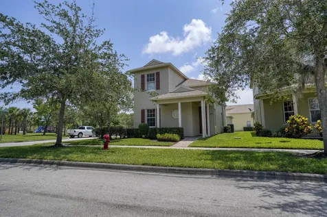 1814 SE Grand Drive Port St Lucie FL 34952