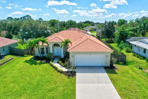 3385 SW Foremost Drive Port St Lucie FL 34953