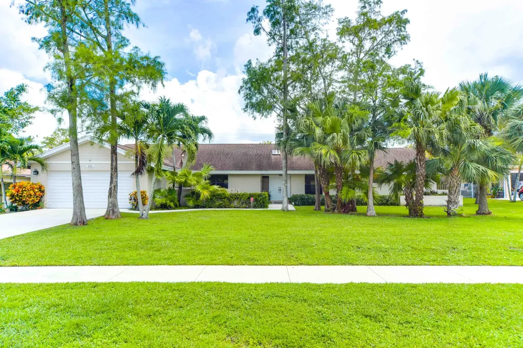 583 Santa Clara Trail Wellington FL 33414