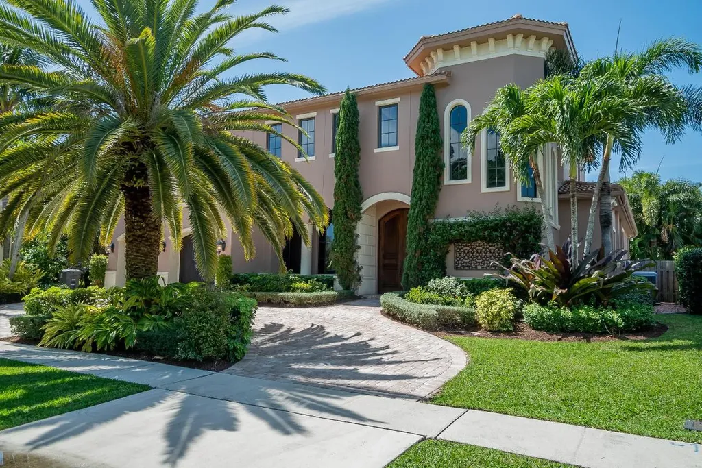 7568 Chester Terrace Boca Raton FL 33433