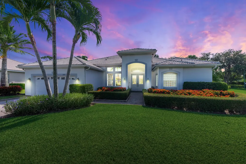 2211 SE Stonehaven Road Port St Lucie FL 34952