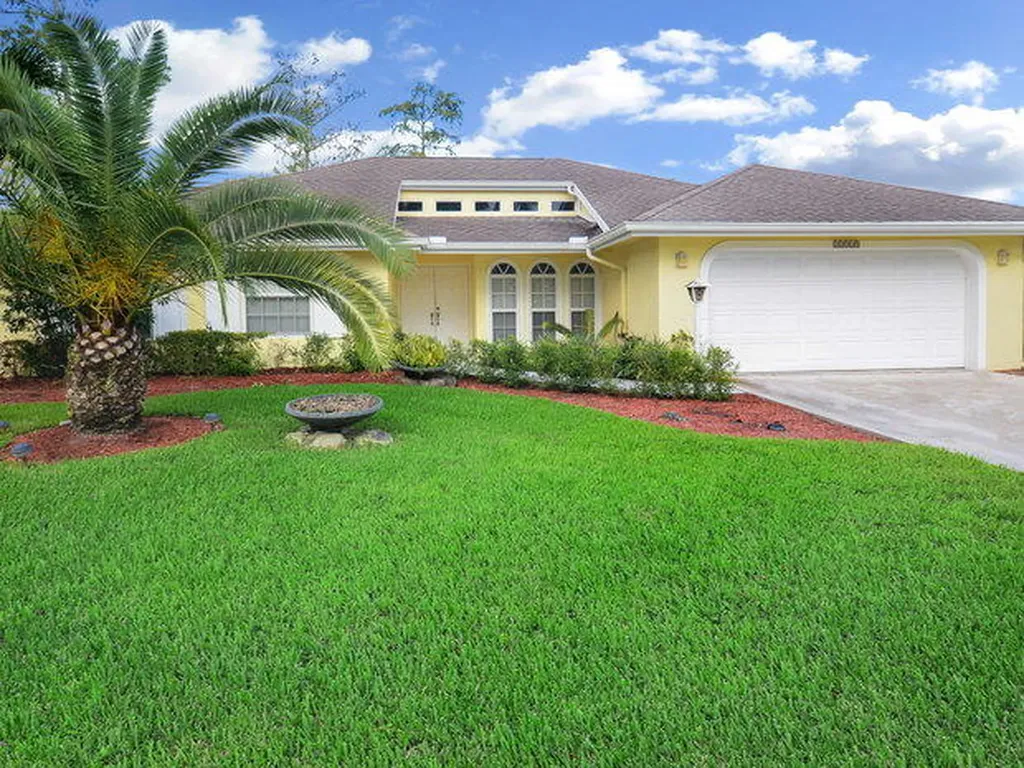 13515 Northumberland Circle Wellington FL 33414