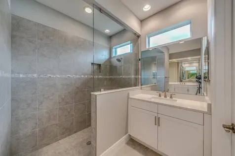 7167 33rd Square Vero Beach FL 32967