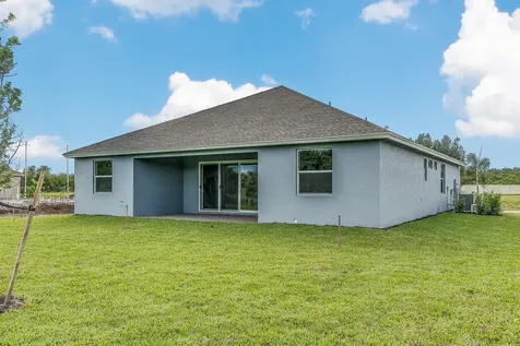 7167 33rd Square Vero Beach FL 32967