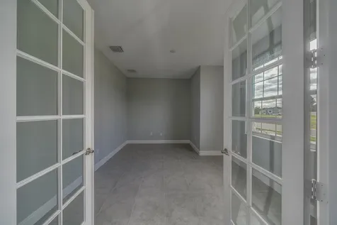 7167 33rd Square Vero Beach FL 32967