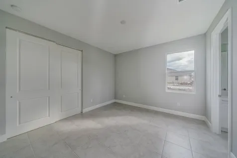 7167 33rd Square Vero Beach FL 32967