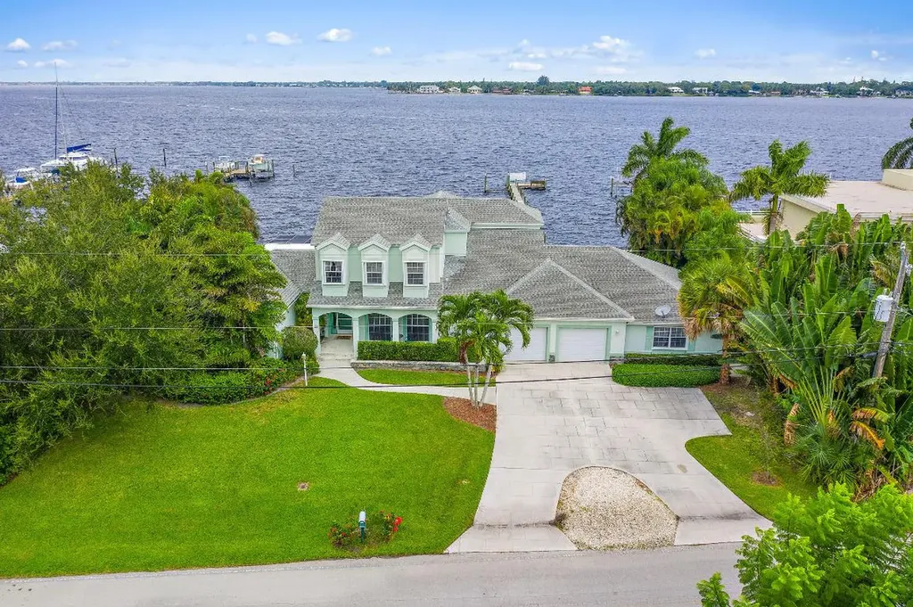 62 SW Riverway Boulevard Palm City FL 34990