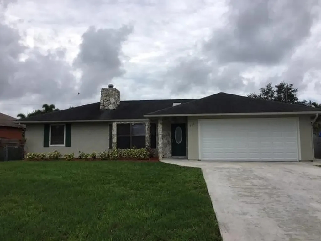 630 SW Nichols Terrace Port St Lucie FL 34953