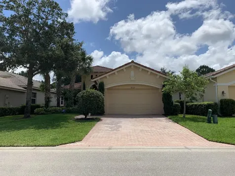 9132 Short Chip Circle Port St Lucie FL 34986