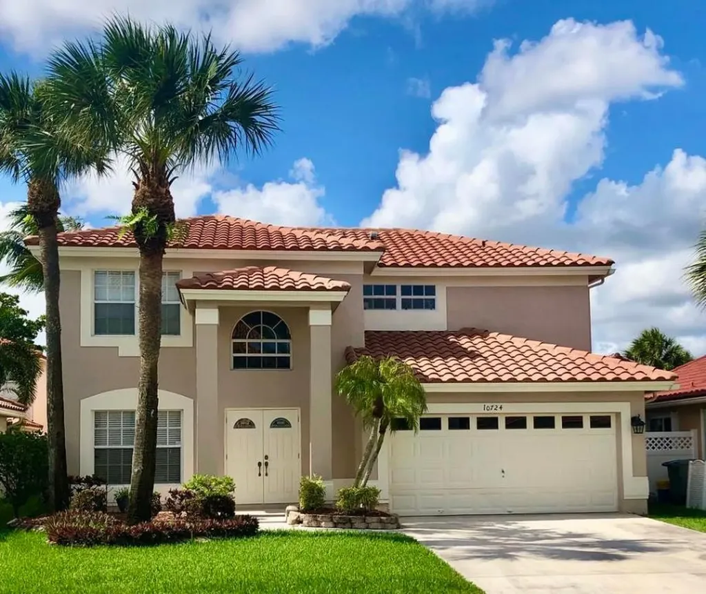 10724 Buttonwood Lake Drive Boca Raton FL 33498