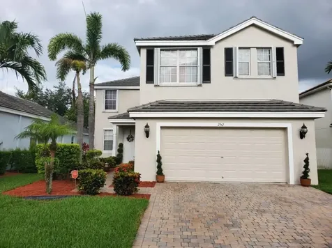 252 Kensington Way Royal Palm Beach FL 33414