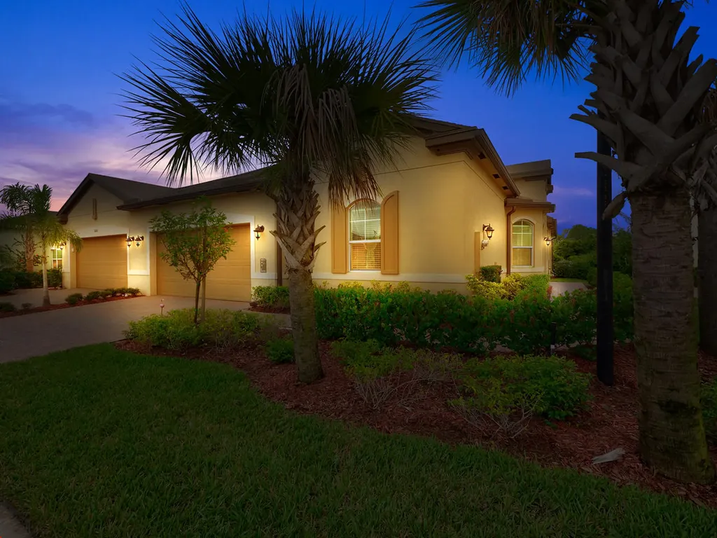 11020 SW Winding Lakes Circle Port St Lucie FL 34987