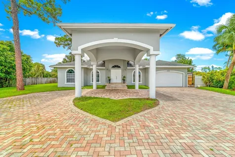 4929 Belvedere Road Haverhill FL 33415