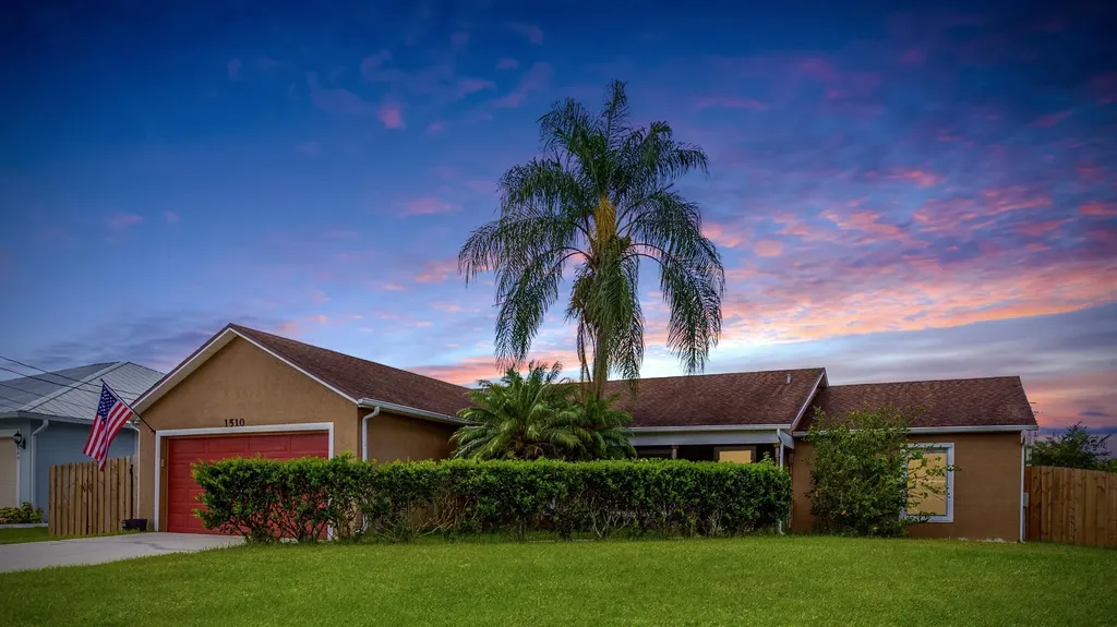 1510 SW Falmouth Avenue Port St Lucie FL 34953