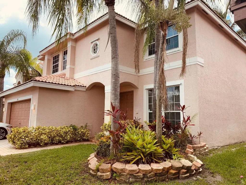 2903 SW 174th Avenue Miramar FL 33029