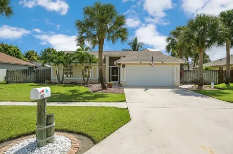 102 Knights Court Royal Palm Beach FL 33411